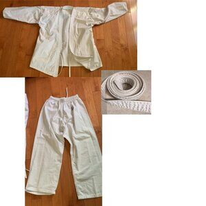Fuji White Youth Karate Uniform with Belt. Size 3
